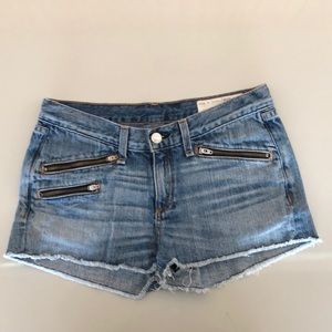 Rag & bone jean shorts with zipper detail size 25
